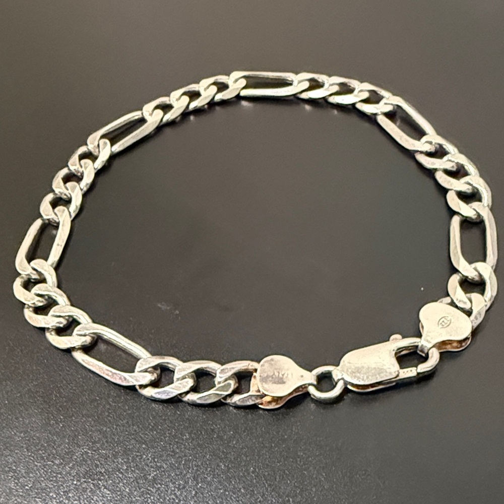 Stylish Silver Chain Bracelet
